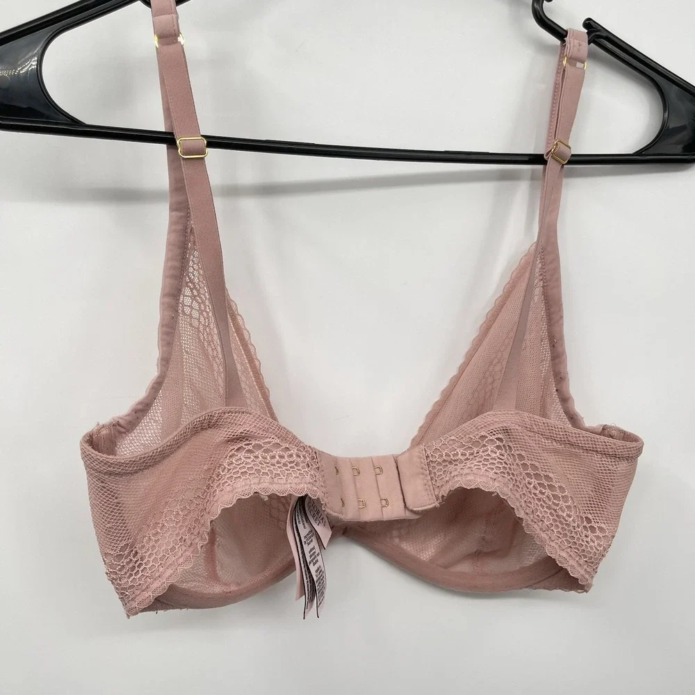 Victoria's Secret Incredible Underwire‎ Unlined Plunge Dark Rose Pink Size 32DD